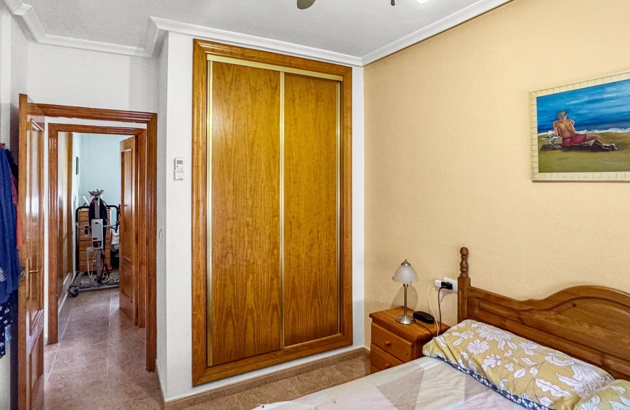 Reventa - Apartamento / piso - Orihuela Costa - Los Almendros-La Florida