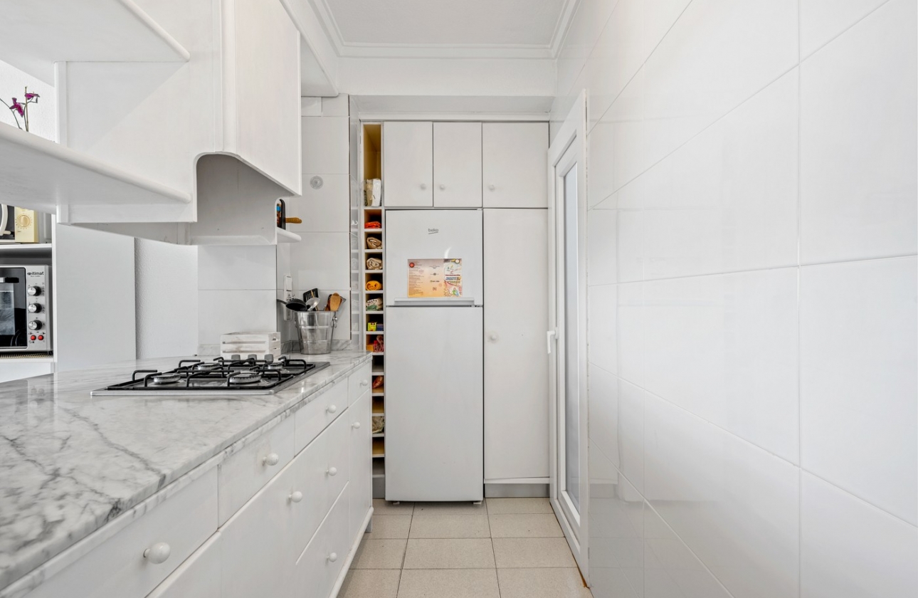 Resale - Apartment / flat - Santa Pola