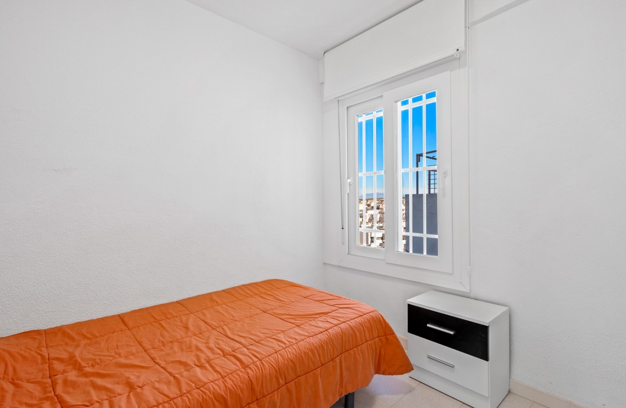 Resale - Apartment / flat - Santa Pola