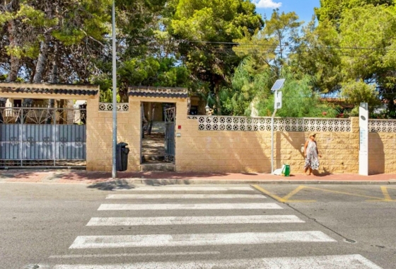 Herverkoop - Villa - Torrevieja - Los Balcones - Los Altos del Edén