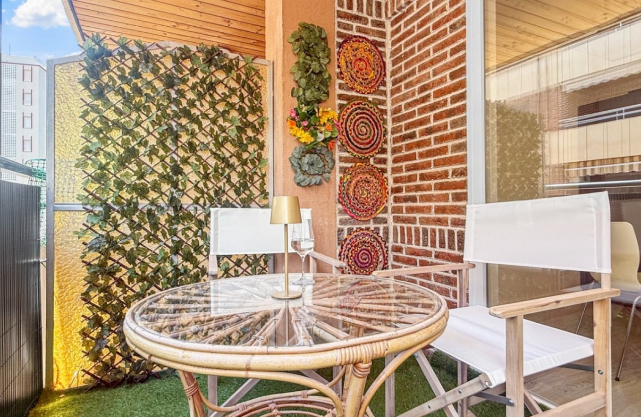 Wiederverkauf - Wohnung - Torrevieja - El Acequión - Los Náufragos