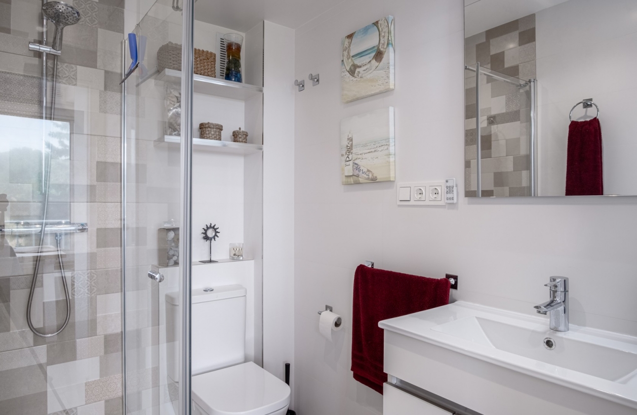 Reventa - Apartamento / piso - Orihuela Costa - Punta Prima