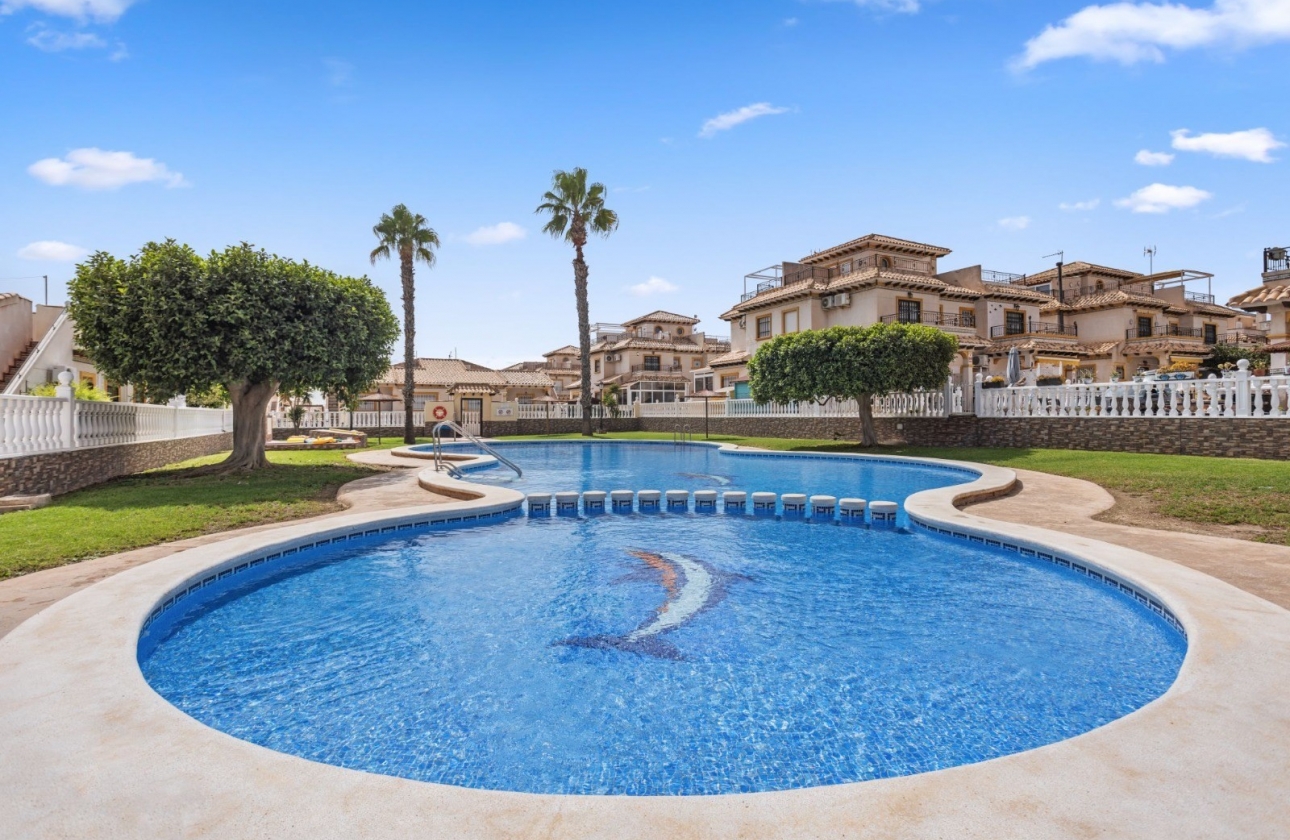 Reventa - Villa - Orihuela Costa - La Regia