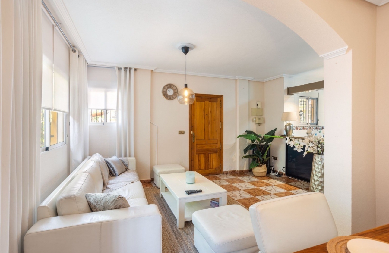 Reventa - Villa - Orihuela Costa - La Regia
