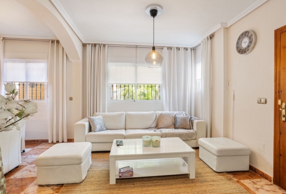 Reventa - Villa - Orihuela Costa - La Regia