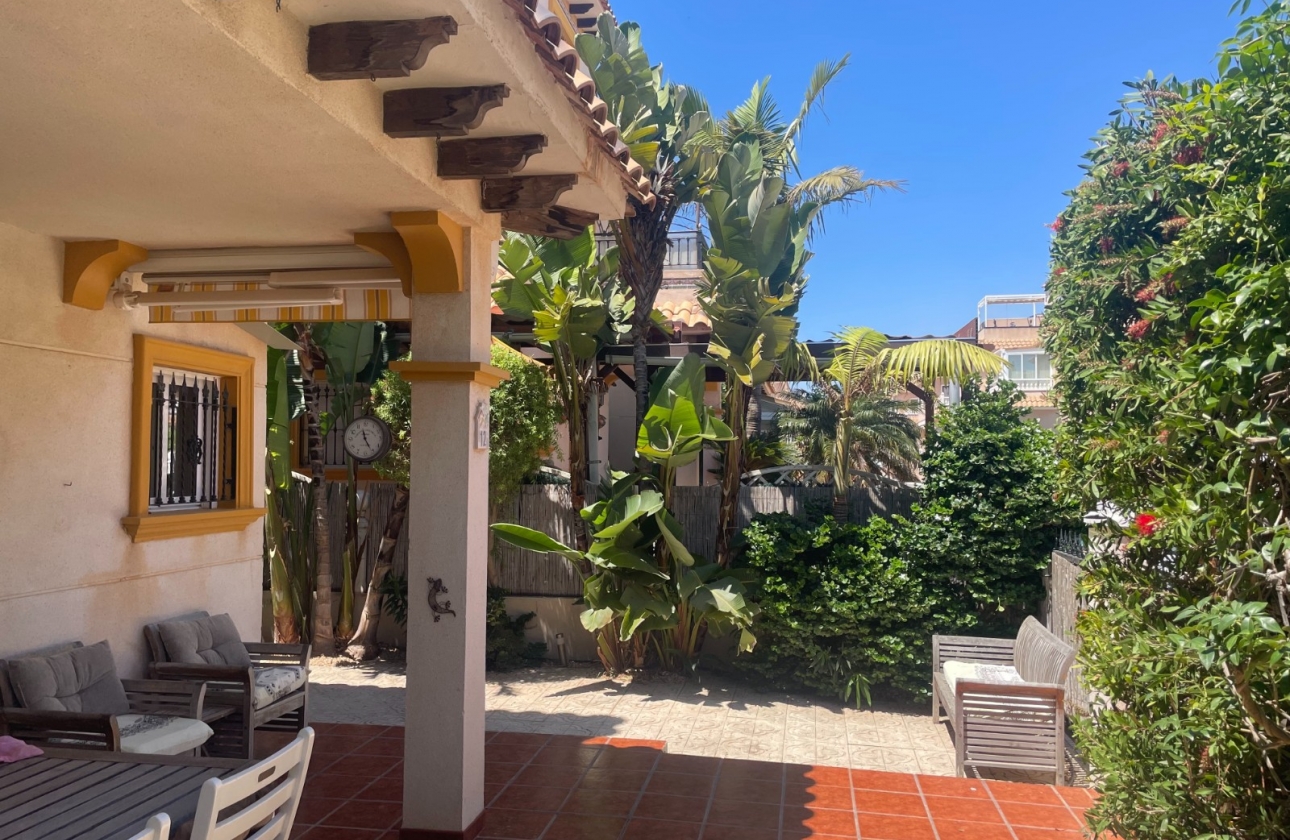 Reventa - Villa - Orihuela Costa - La Regia