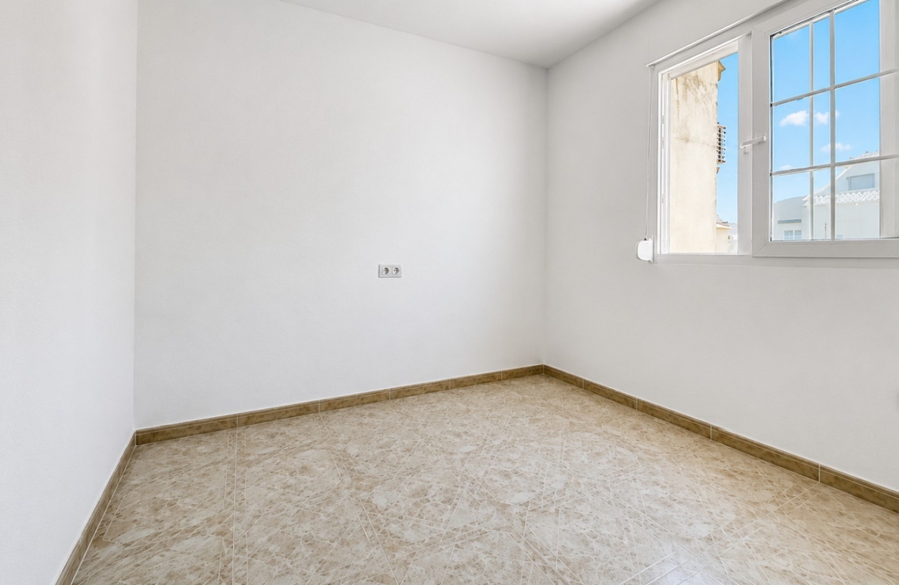 Wiederverkauf - House - Orihuela Costa - Los Almendros