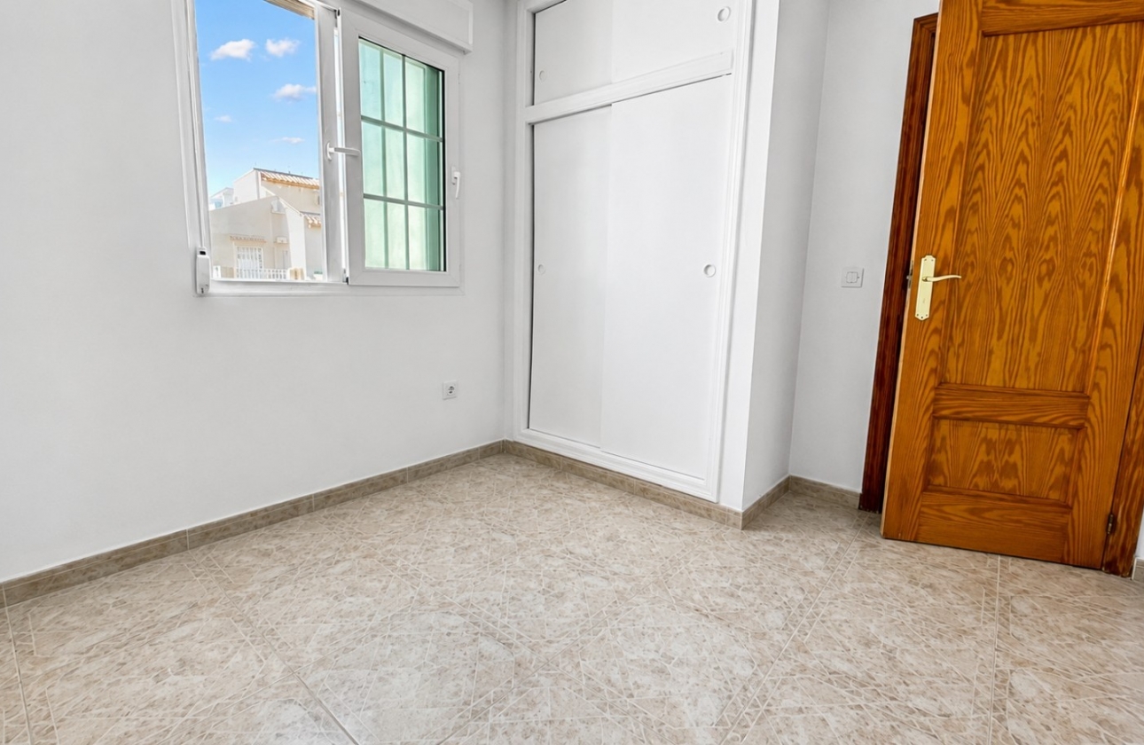 Wiederverkauf - House - Orihuela Costa - Los Almendros
