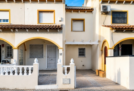 Wiederverkauf - House - Orihuela Costa - Los Almendros