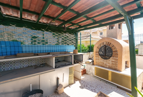 Wiederverkauf - Villa - Orihuela Costa - La Zenia