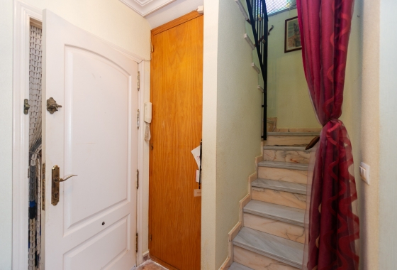 Wiederverkauf - Villa - Orihuela Costa - La Zenia