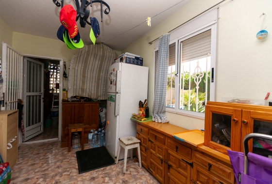 Wiederverkauf - Villa - Orihuela Costa - La Zenia