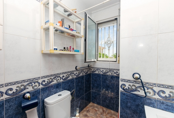 Wiederverkauf - Villa - Orihuela Costa - La Zenia