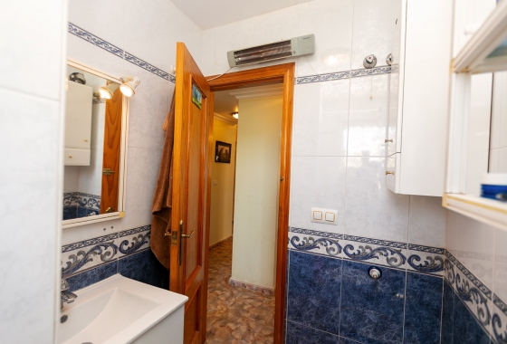 Wiederverkauf - Villa - Orihuela Costa - La Zenia