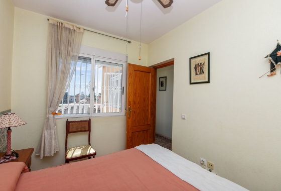 Wiederverkauf - Villa - Orihuela Costa - La Zenia