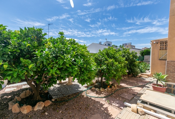 Wiederverkauf - Villa - Orihuela Costa - La Zenia