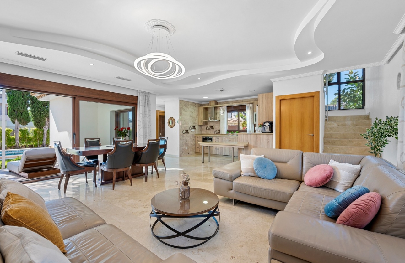 Revente - Villa - Orihuela Costa - Dehesa de campoamor