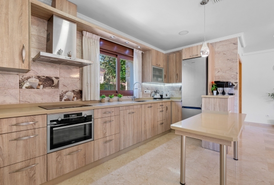 Revente - Villa - Orihuela Costa - Dehesa de campoamor