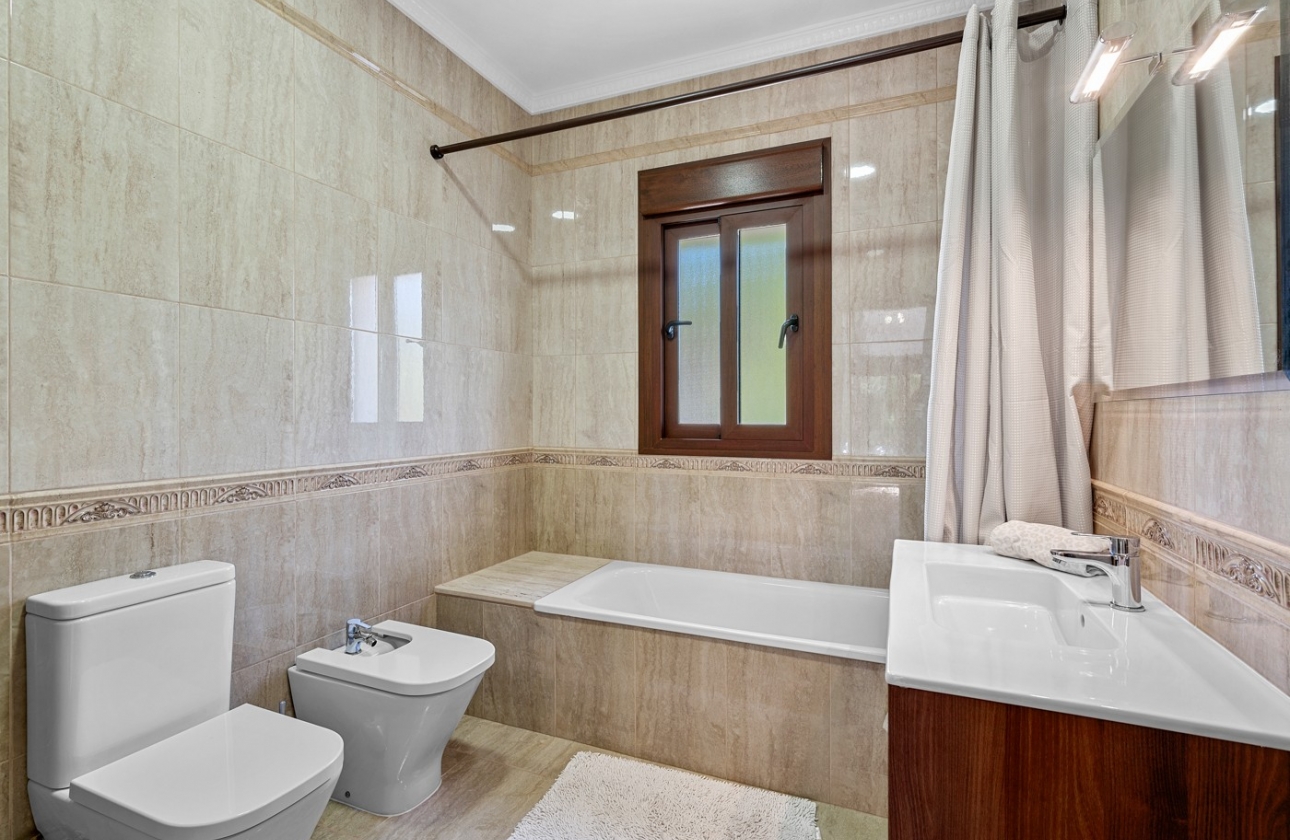 Revente - Villa - Orihuela Costa - Dehesa de campoamor