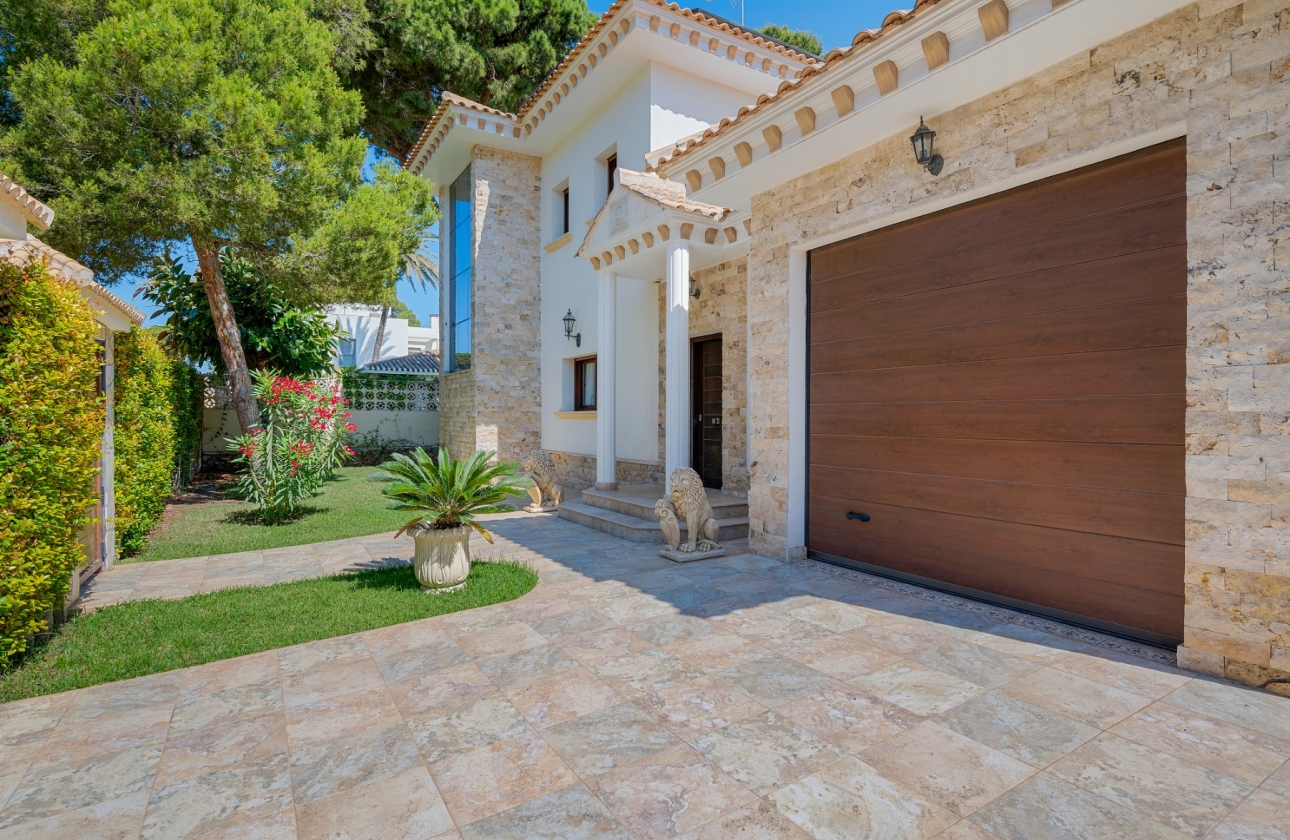 Revente - Villa - Orihuela Costa - Dehesa de campoamor