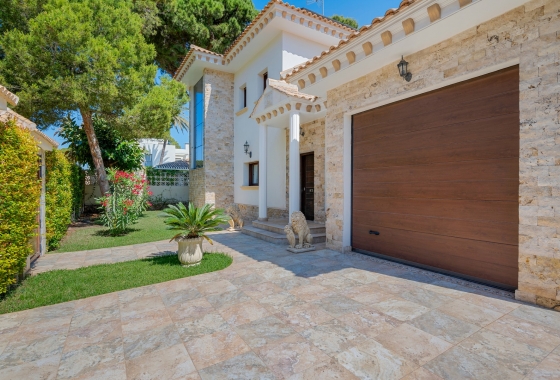 Revente - Villa - Orihuela Costa - Dehesa de campoamor