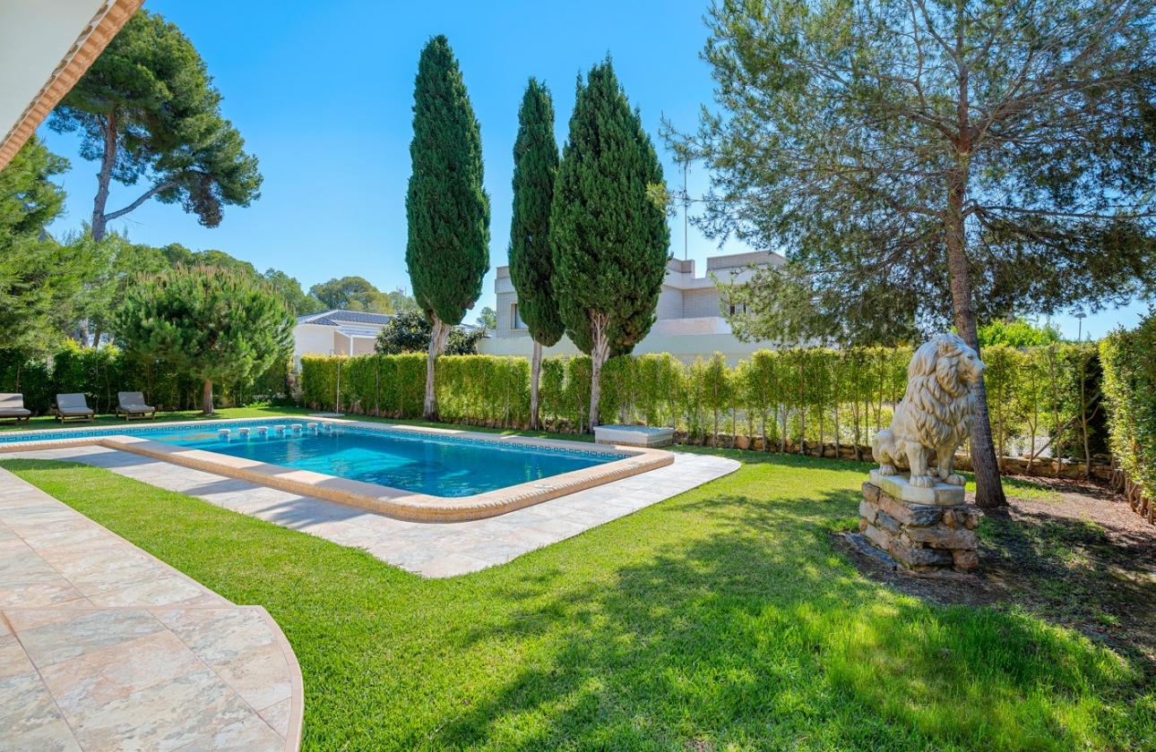 Revente - Villa - Orihuela Costa - Dehesa de campoamor