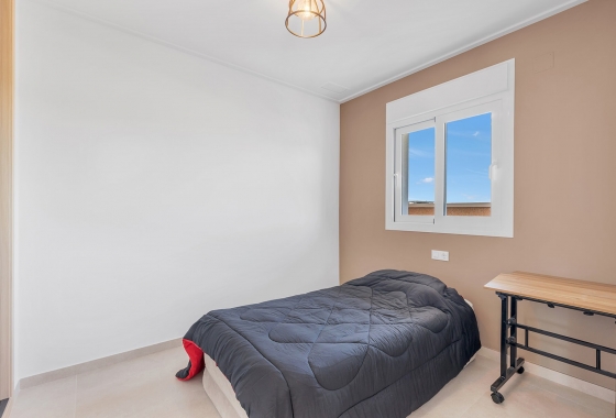 Resale - Apartment / flat - Guardamar del Segura - El Raso