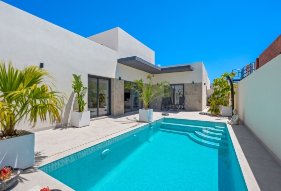 Revente - 6. Detached villa - Daya Nueva - Costa Blanca South