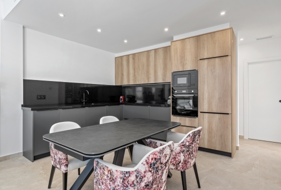 Revente - 6. Detached villa - Daya Nueva - Costa Blanca South