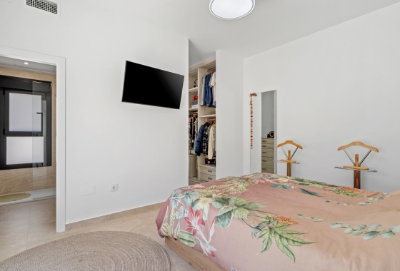 Revente - 6. Detached villa - Daya Nueva - Costa Blanca South