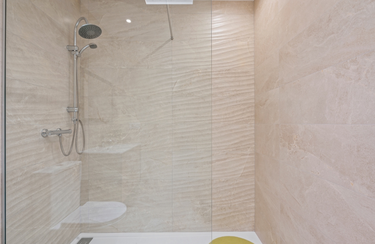 Revente - 6. Detached villa - Daya Nueva - Costa Blanca South