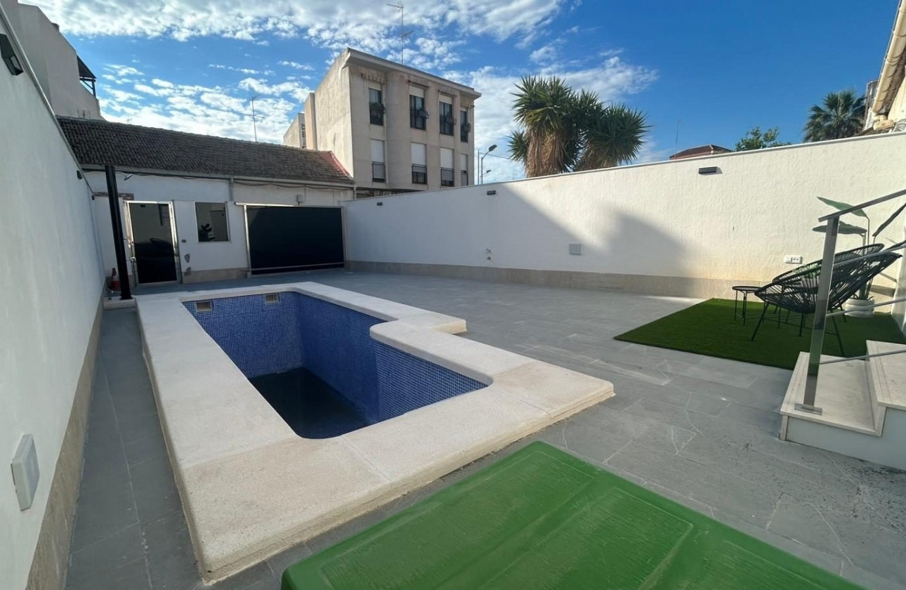 Neue Gebäude - Villa -  - San Javier