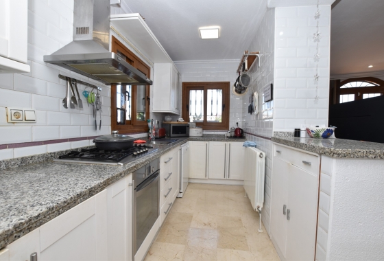 Wiederverkauf - Villa - Algorfa - La finca Golf