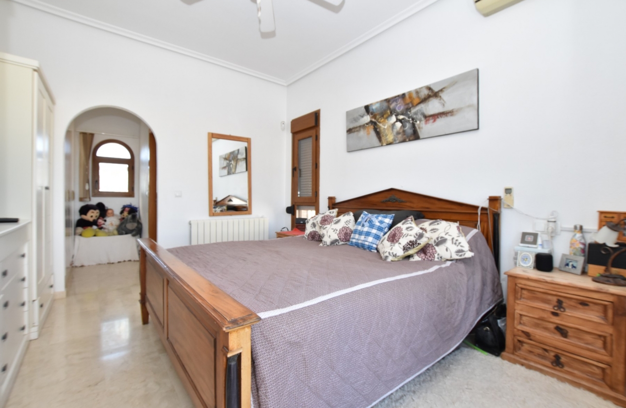 Wiederverkauf - Villa - Algorfa - La finca Golf