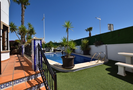 Wiederverkauf - Villa - Algorfa - La finca Golf