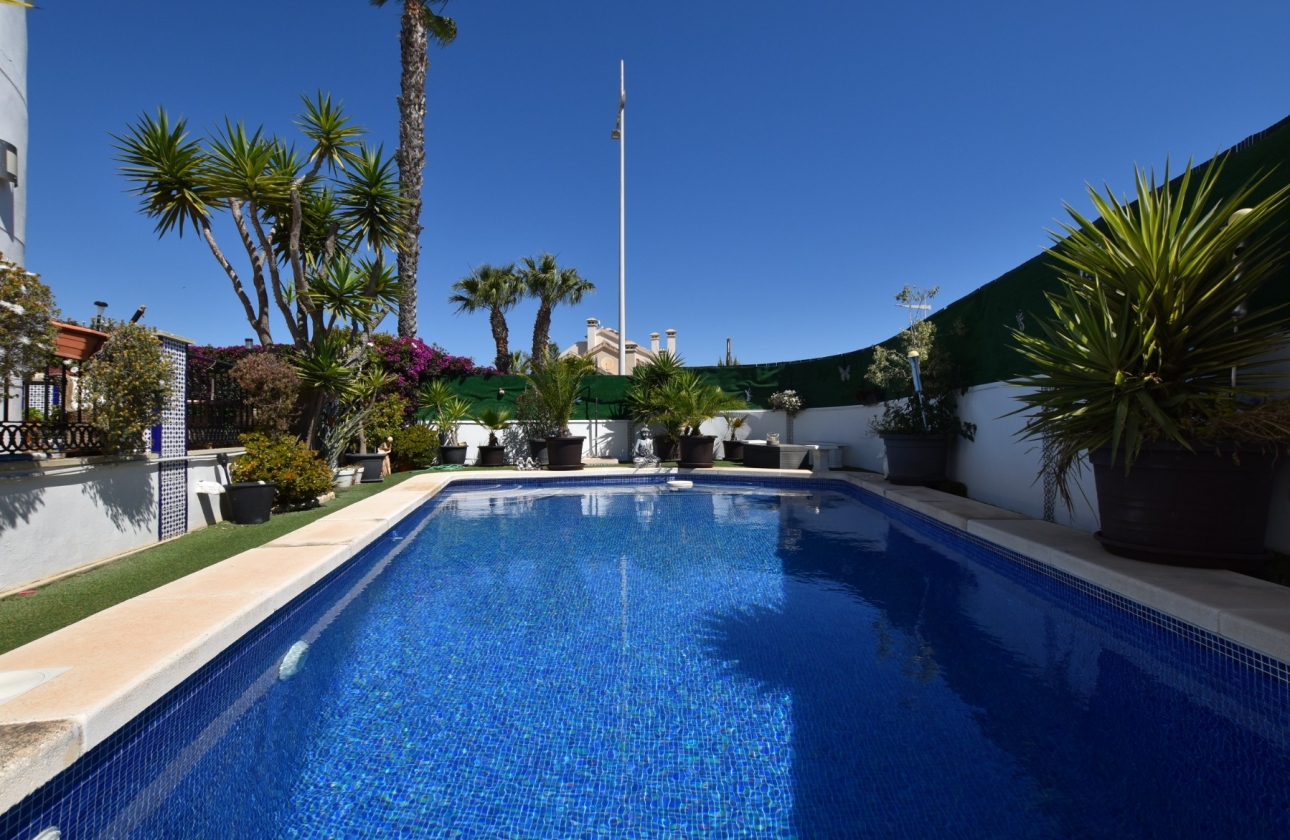 Wiederverkauf - Villa - Algorfa - La finca Golf