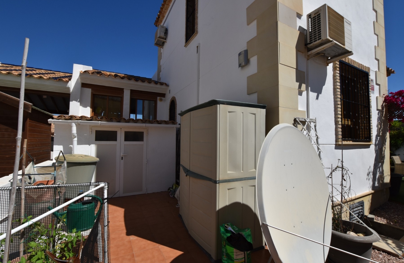 Wiederverkauf - Villa - Algorfa - La finca Golf