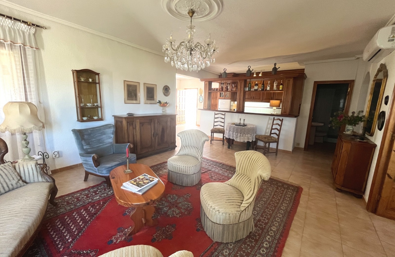 Resale - Villa - Ciudad Quesada