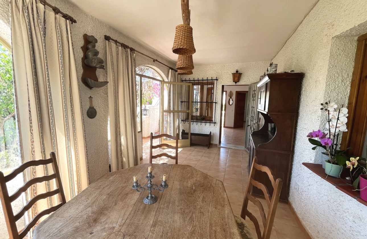 Resale - Villa - Ciudad Quesada