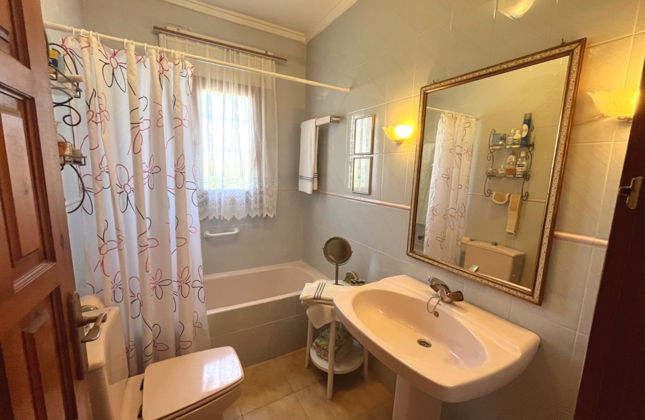 Resale - Villa - Ciudad Quesada