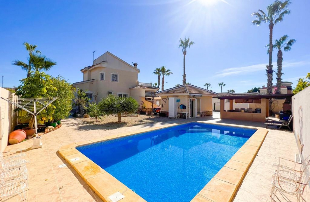 Wiederverkauf - Villa - Ciudad Quesada - Doña Pepa