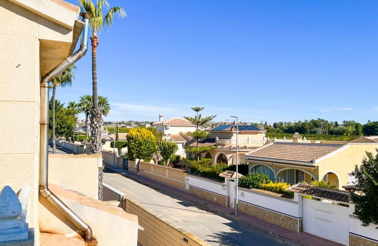 Wiederverkauf - Villa - Ciudad Quesada - Doña Pepa