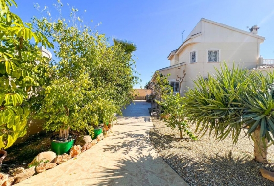 Wiederverkauf - Villa - Ciudad Quesada - Doña Pepa