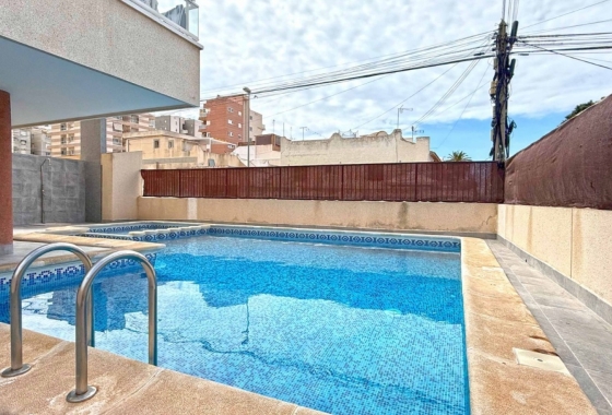 Herverkoop - Appartement / flat - Torrevieja