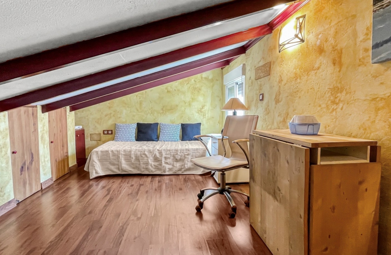Wiederverkauf - Wohnung - Torrevieja - Mar Azul