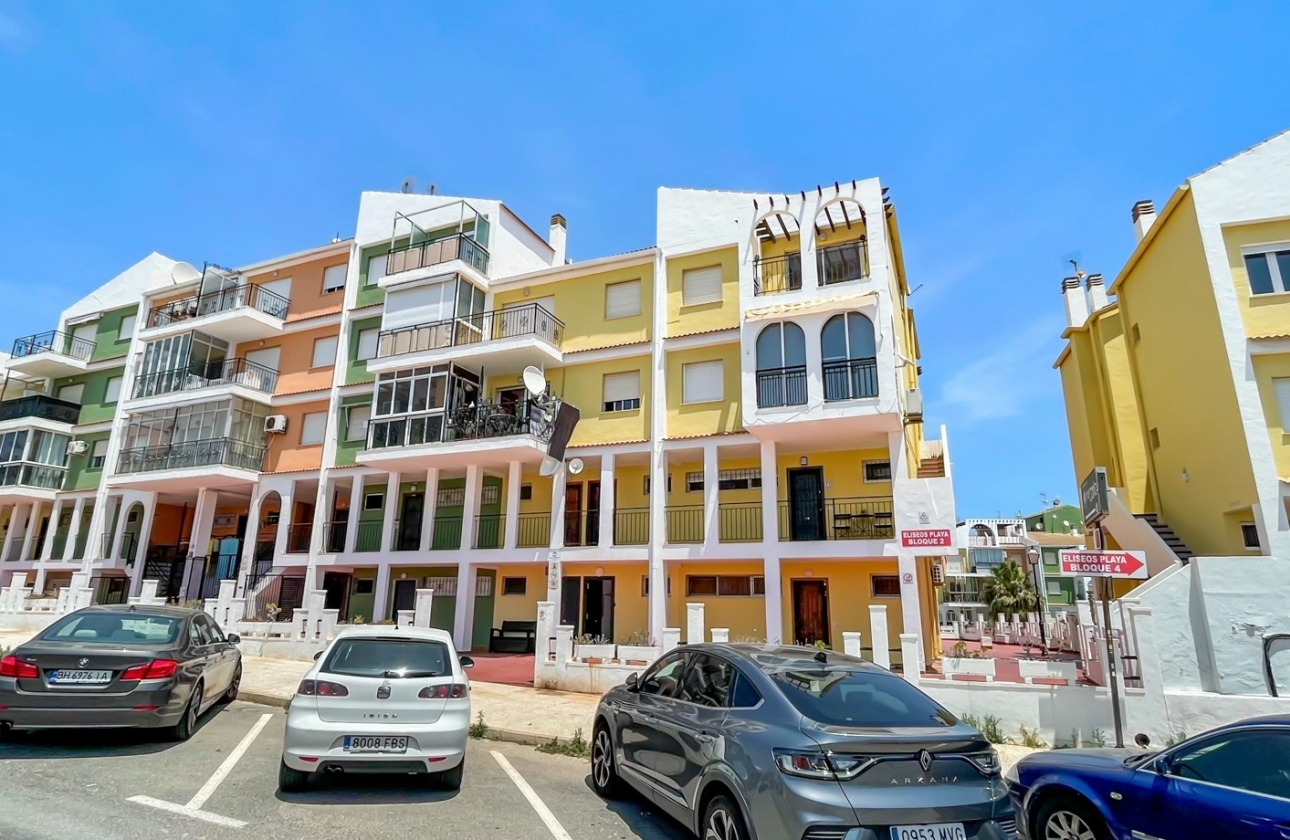 Wiederverkauf - Wohnung - Torrevieja - Mar Azul