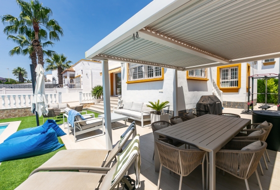 Wiederverkauf - Villa - Orihuela Costa - Los Dolses