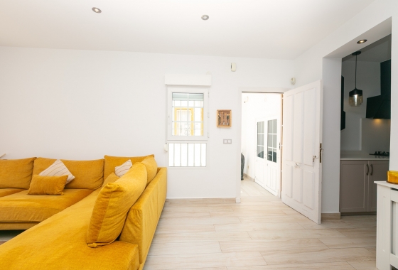 Wiederverkauf - Villa - Orihuela Costa - Los Dolses