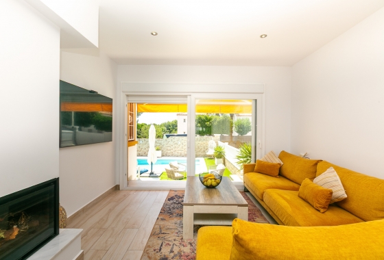 Wiederverkauf - Villa - Orihuela Costa - Los Dolses