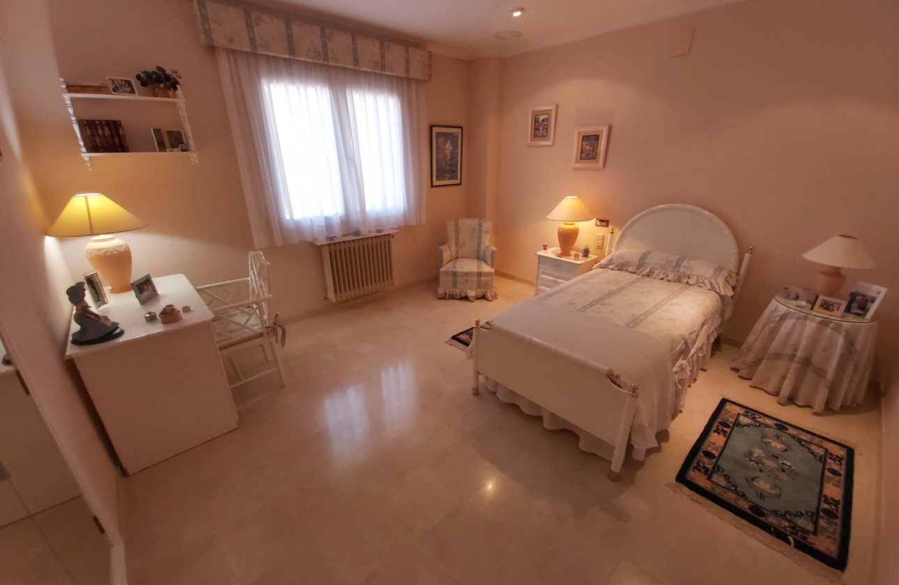 Revente - Villa - Cocentaina